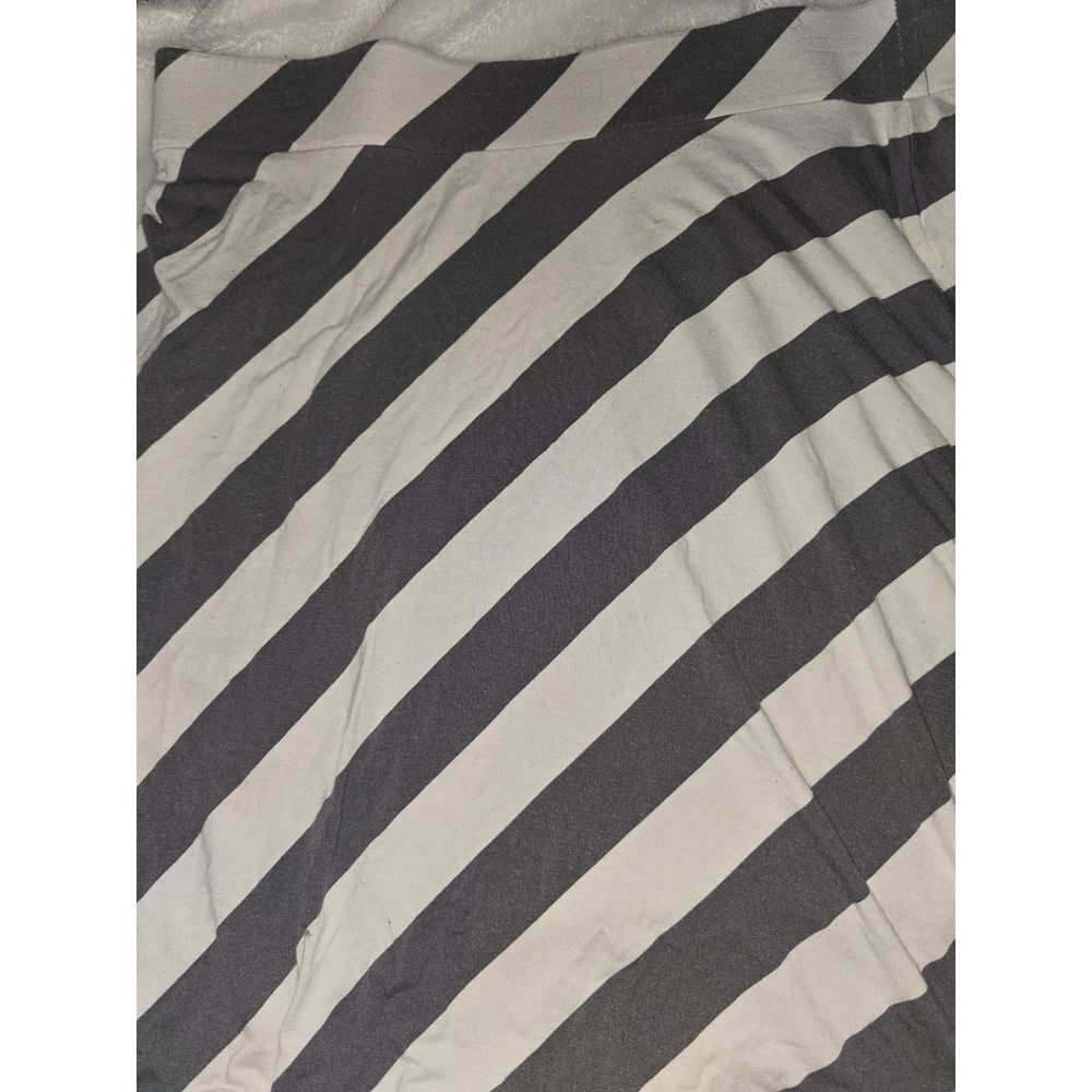 Striped Skirt Casual Everyday Comfort Gray and White